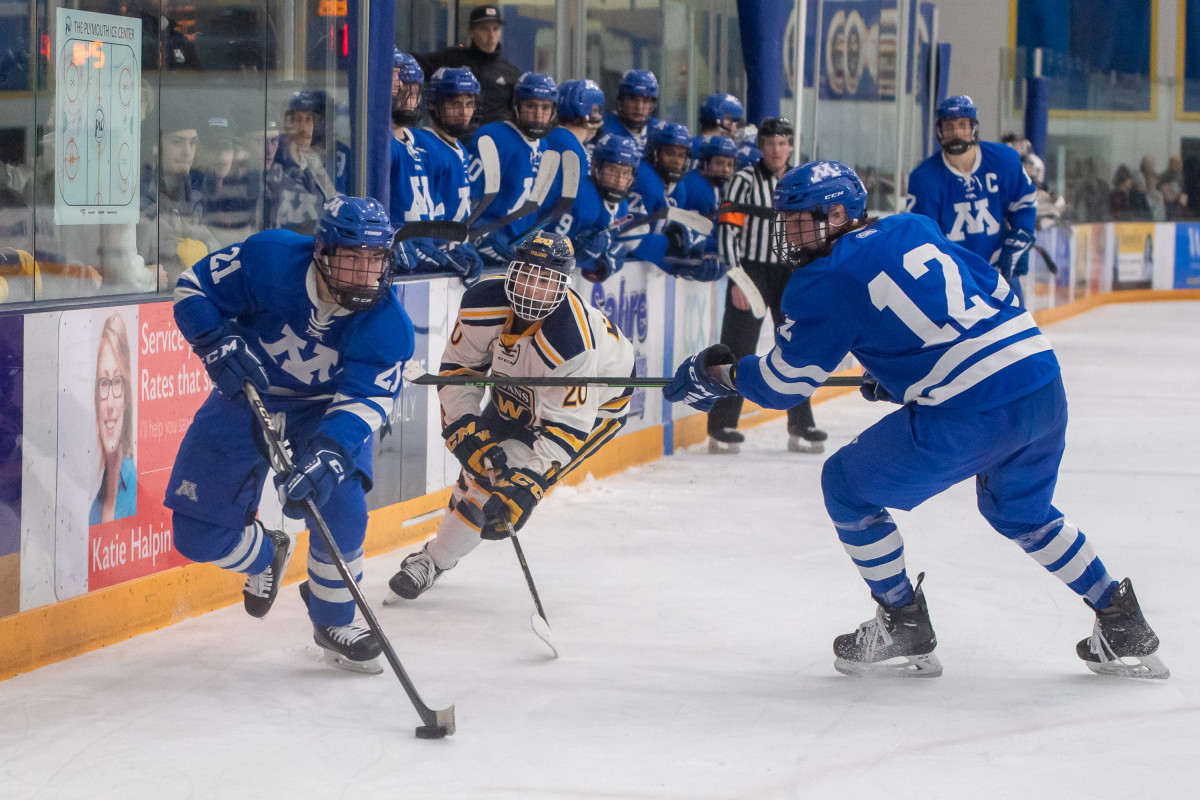 Minnetonka vs Wayzata Feb2-23 Earl Ebensteiner58